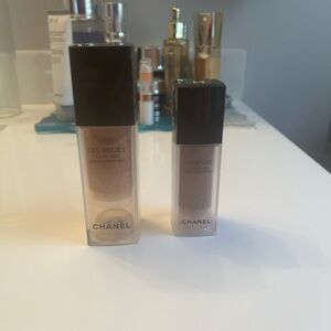 CHANEL Les Beiges skin tint and blush